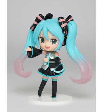 HATSUNE MIKU DOLL CRYSTAL FIGURE