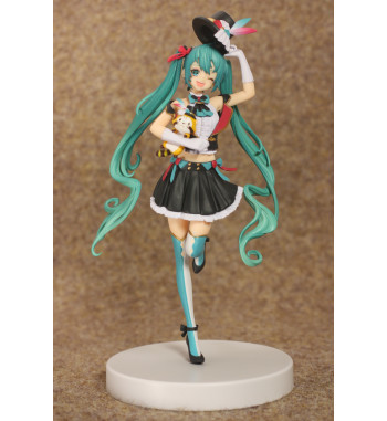 HATSUNE MIKU VOCALOID SPECIAL FIGURE - MIKU X RASCAL