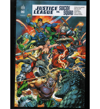 JUSTICE LEAGUE VS SUICIDE SQUAD
